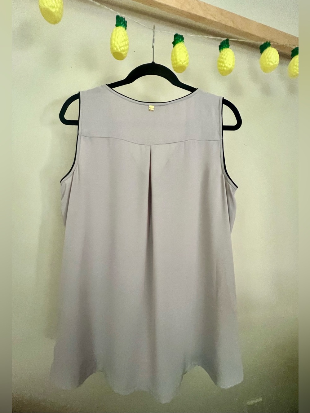 Calvin Klein  Zip-Front V-Neck Tank - Picture 2 of 7